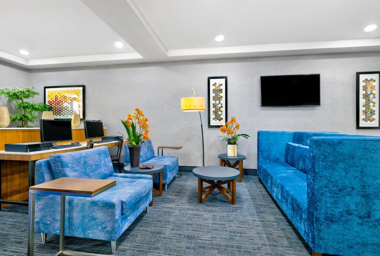 Holiday Inn Express Hotel & Suites Kansas City - Grandview By Ihg Екстер'єр фото