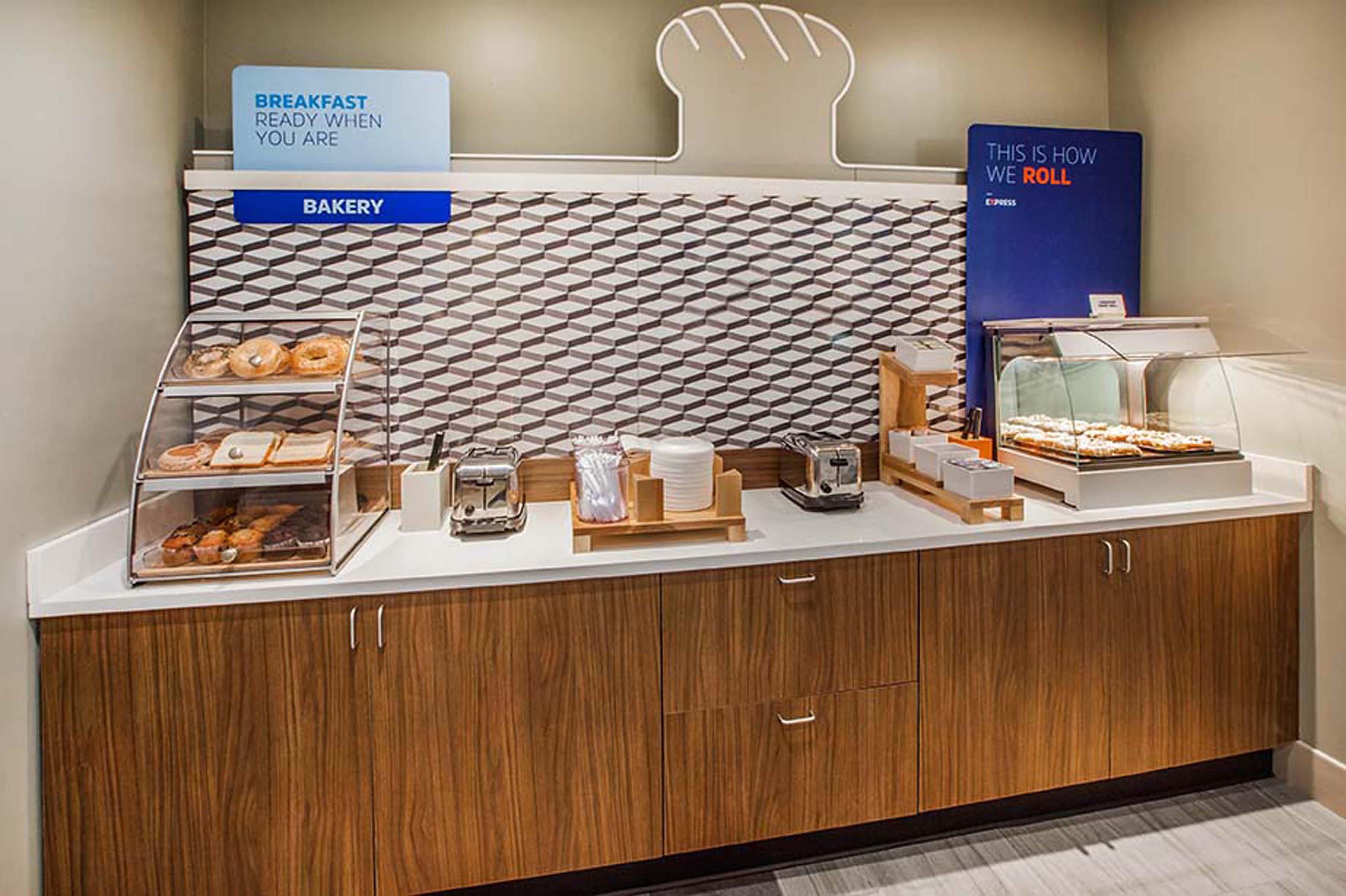 Holiday Inn Express Hotel & Suites Kansas City - Grandview By Ihg Екстер'єр фото